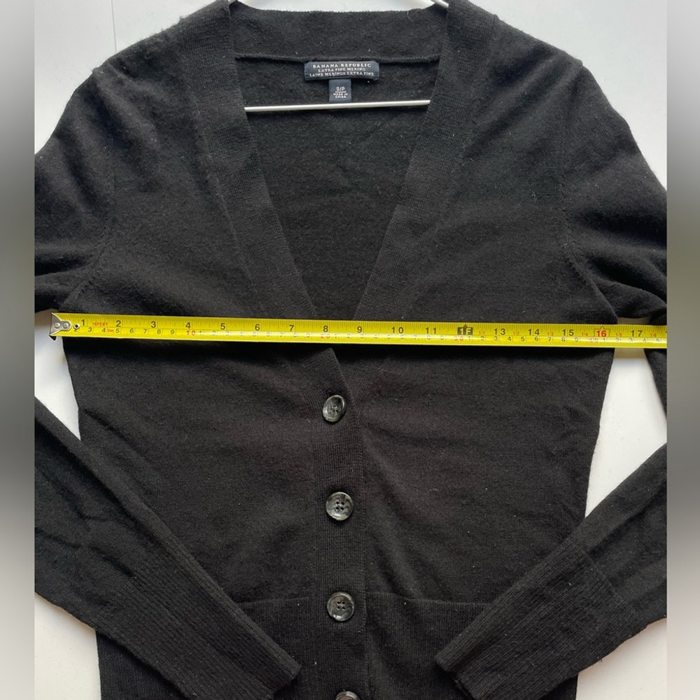Banana Republic Black V-Neck Cardigan extra fine merino wool sweater - Picture 2 of 7